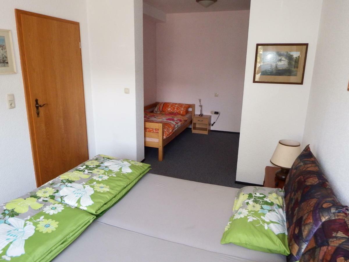 Nette Ferienwohnung Mit Eigenem Eingang Und Sonnenterrasse Idstein Εξωτερικό φωτογραφία