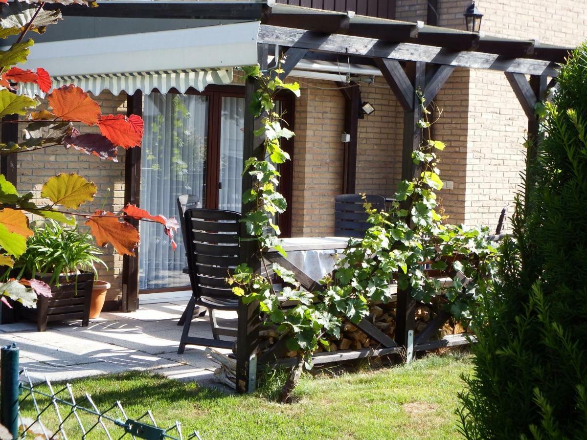 Nette Ferienwohnung Mit Eigenem Eingang Und Sonnenterrasse Idstein Εξωτερικό φωτογραφία