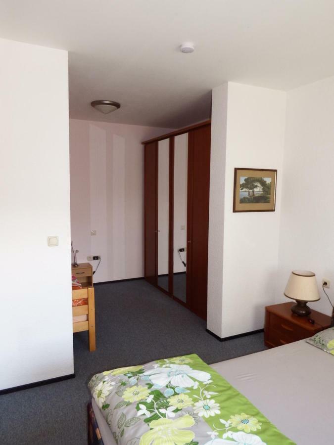 Nette Ferienwohnung Mit Eigenem Eingang Und Sonnenterrasse Idstein Εξωτερικό φωτογραφία
