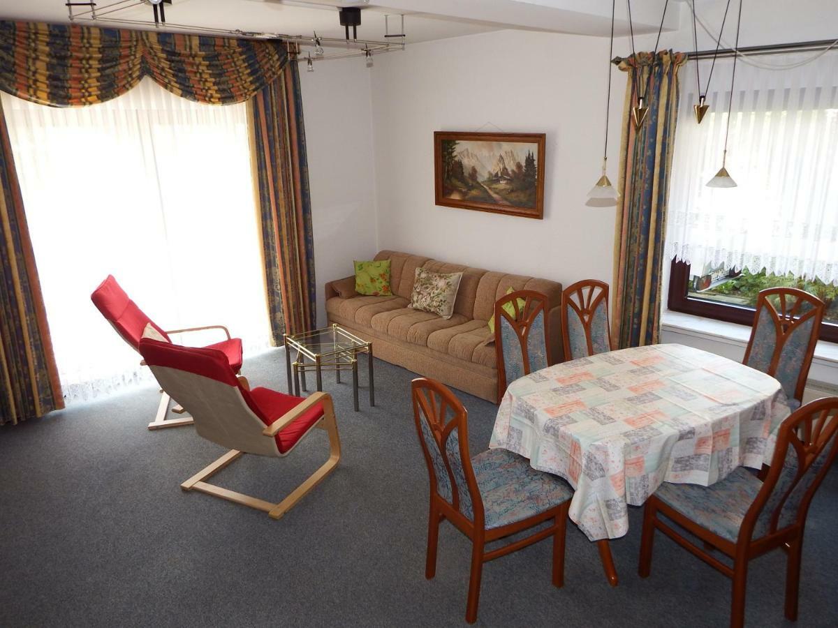 Nette Ferienwohnung Mit Eigenem Eingang Und Sonnenterrasse Idstein Εξωτερικό φωτογραφία